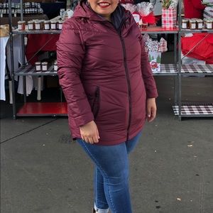 Womens The North Face down jacket - size XL